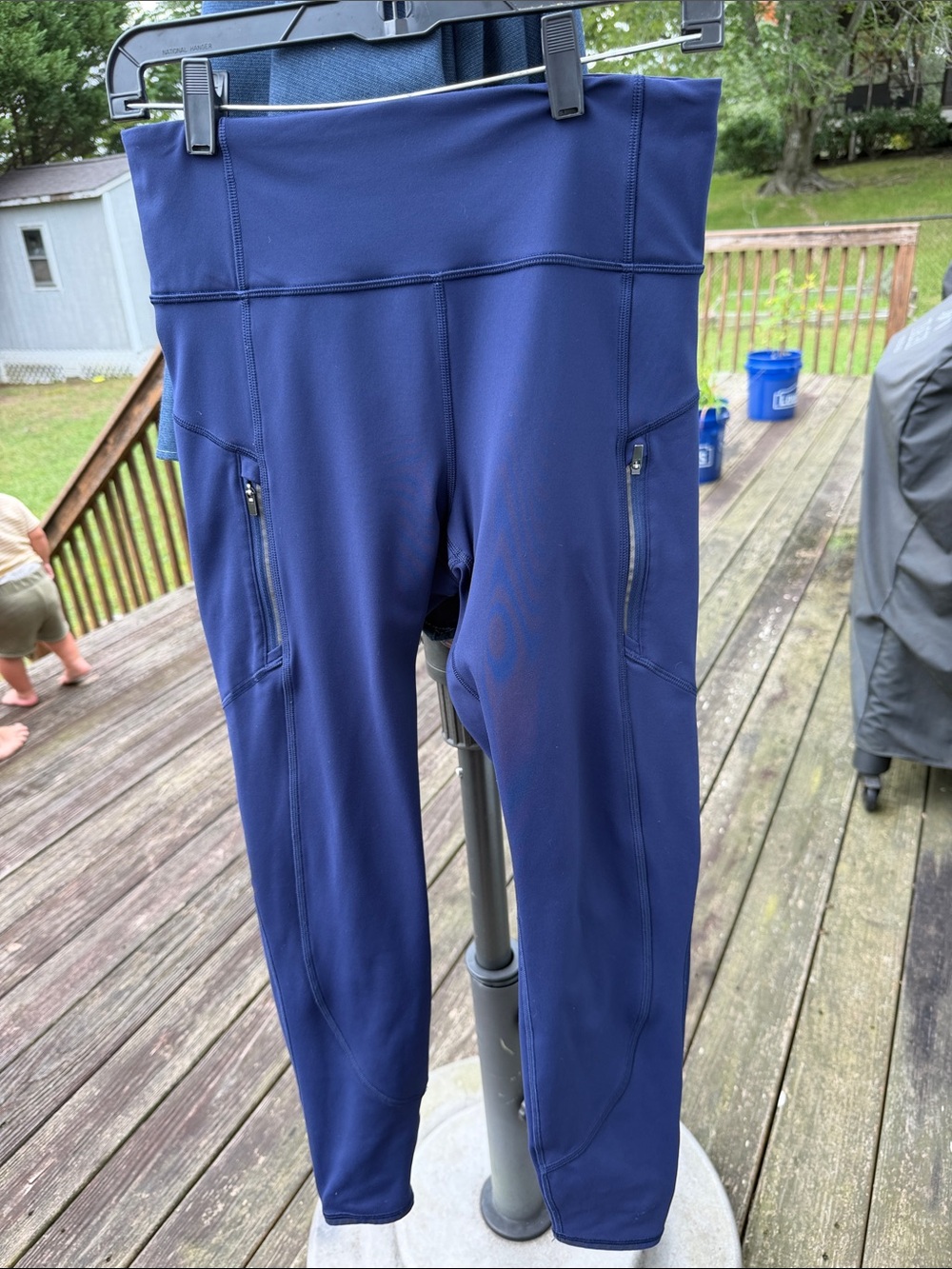 Athleta Navy High-Waist Active Leggings with Zip Pockets 7/8
